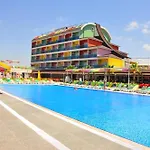 Side Win Hotel & Spa