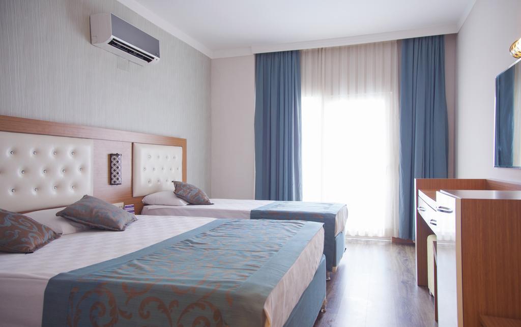 Win & Hotel 3*