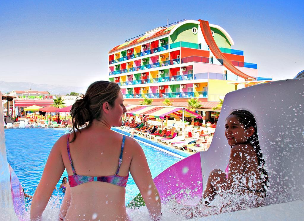 Win & Hotel Side